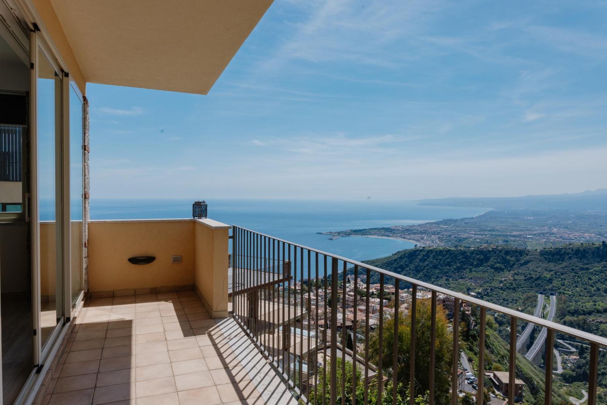Villa Da Vinci Luxury Panoramic Apartments - Taormina Rooms Collection Extérieur photo
