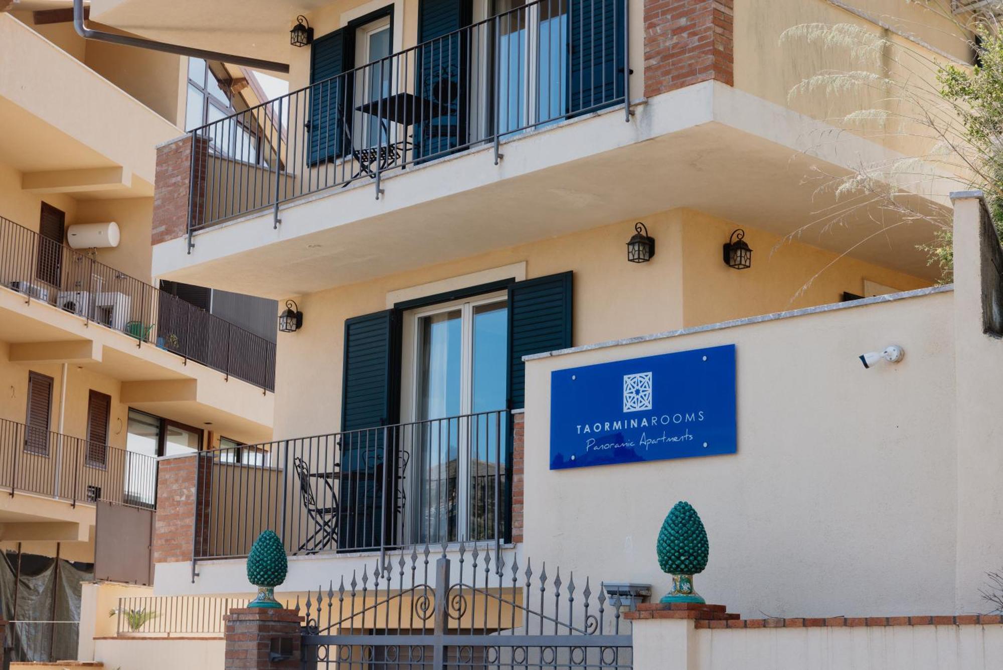 Villa Da Vinci Luxury Panoramic Apartments - Taormina Rooms Collection Extérieur photo
