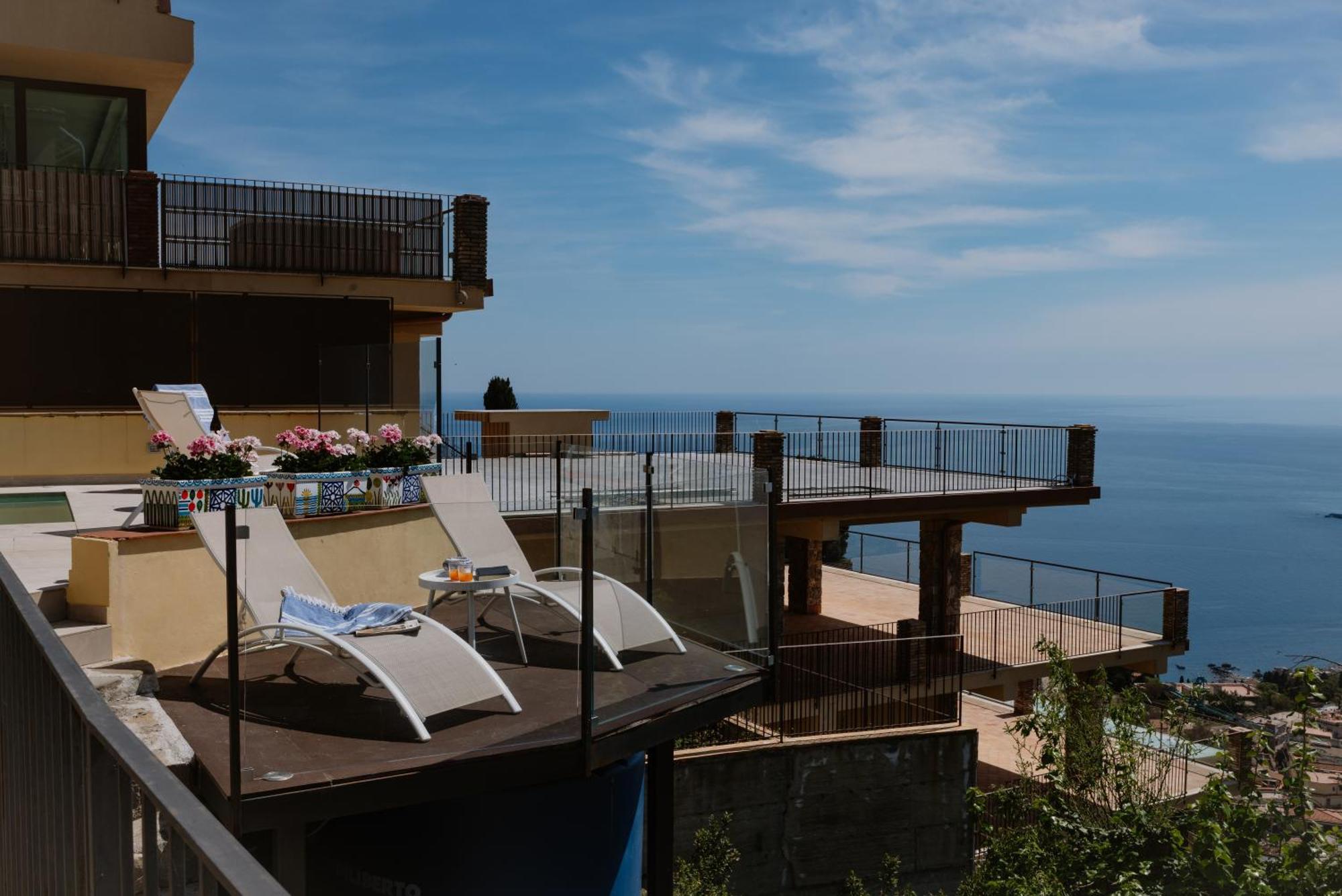 Villa Da Vinci Luxury Panoramic Apartments - Taormina Rooms Collection Extérieur photo