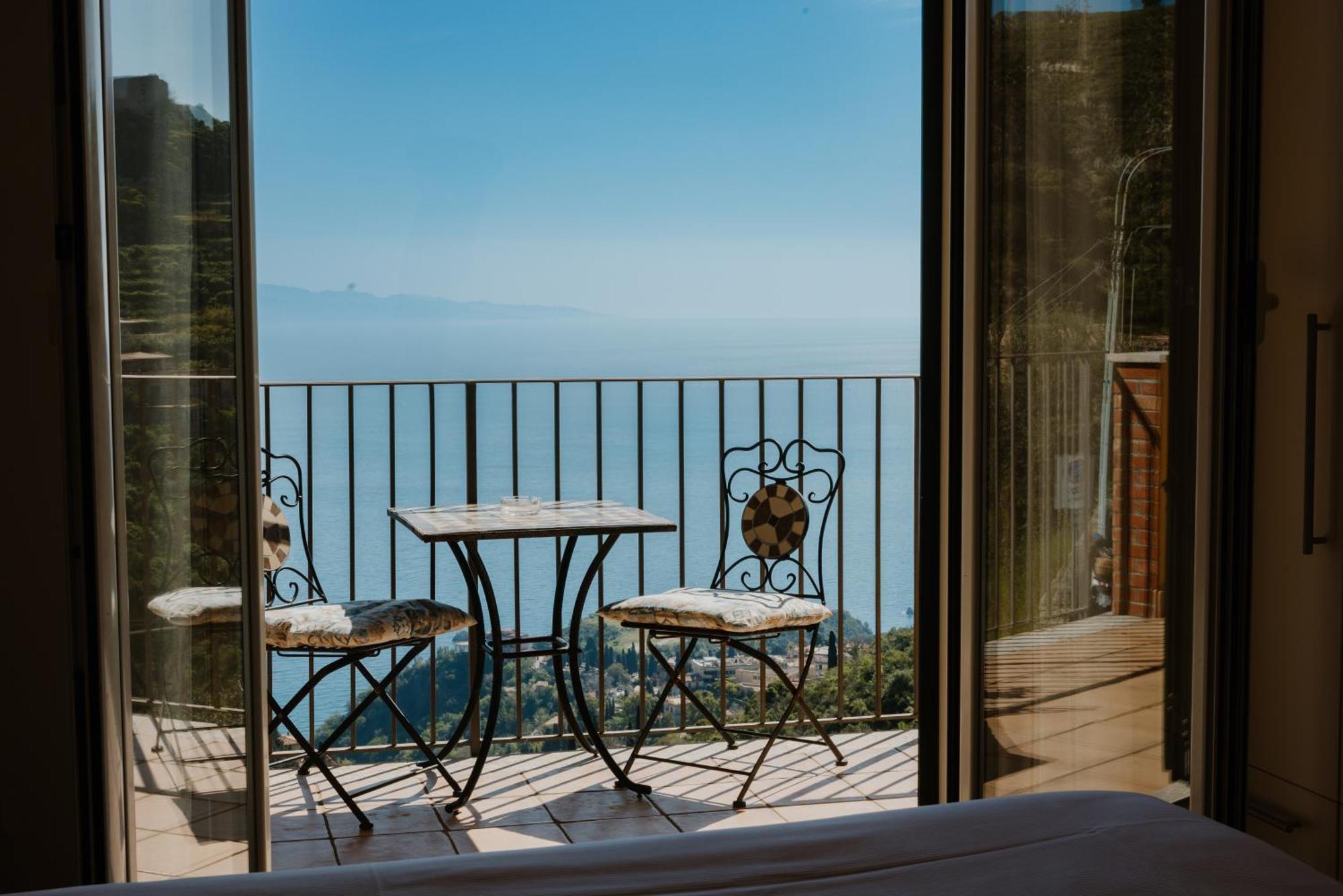Villa Da Vinci Luxury Panoramic Apartments - Taormina Rooms Collection Extérieur photo